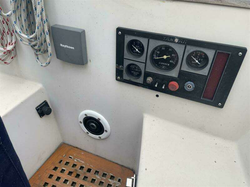 1989 Bayfield 36 Cutter