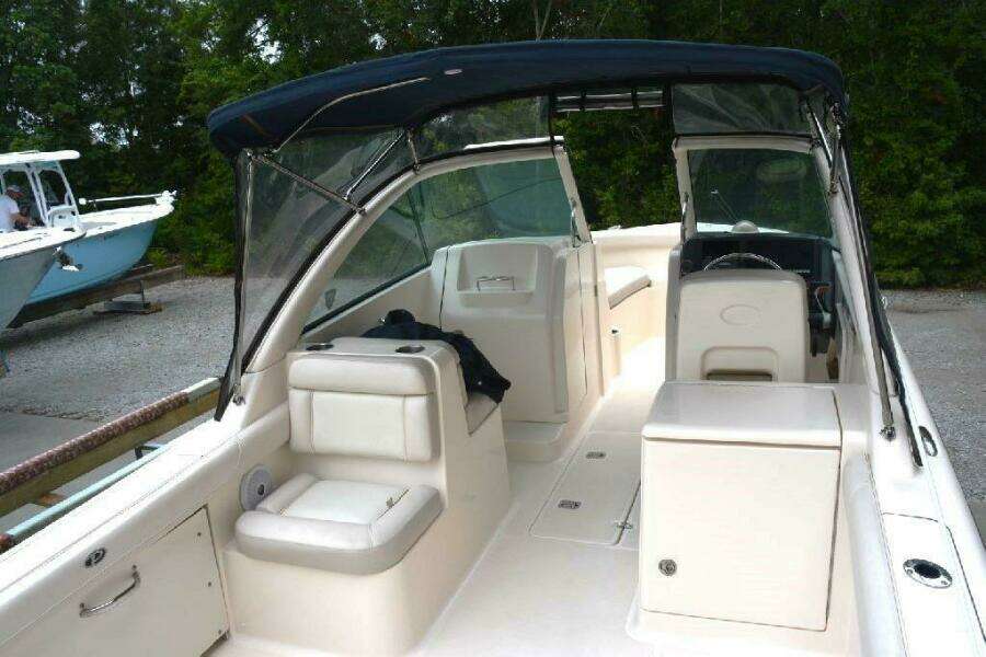 2011 Pursuit DC 265 Dual Console