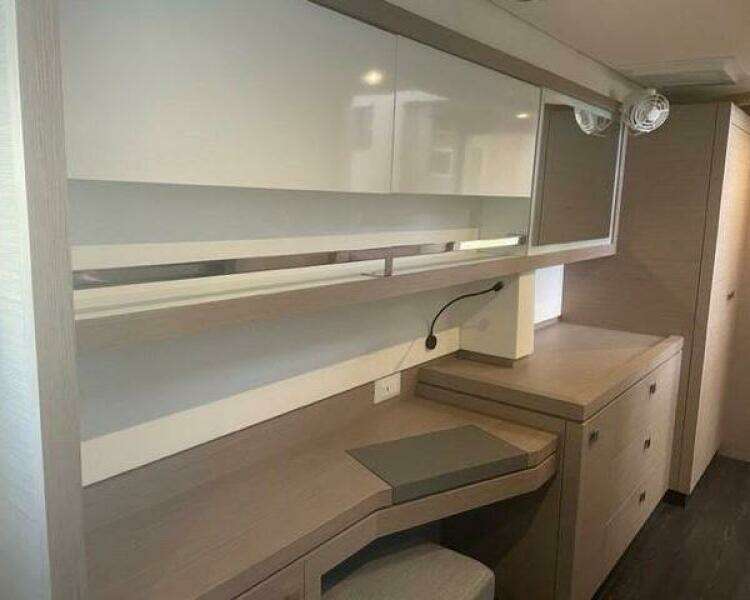 2020 Fountaine Pajot Saona 47