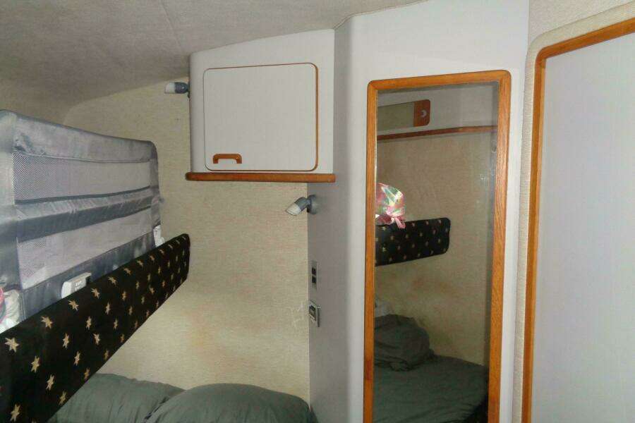 1991 Sea Ray 480 Sundancer