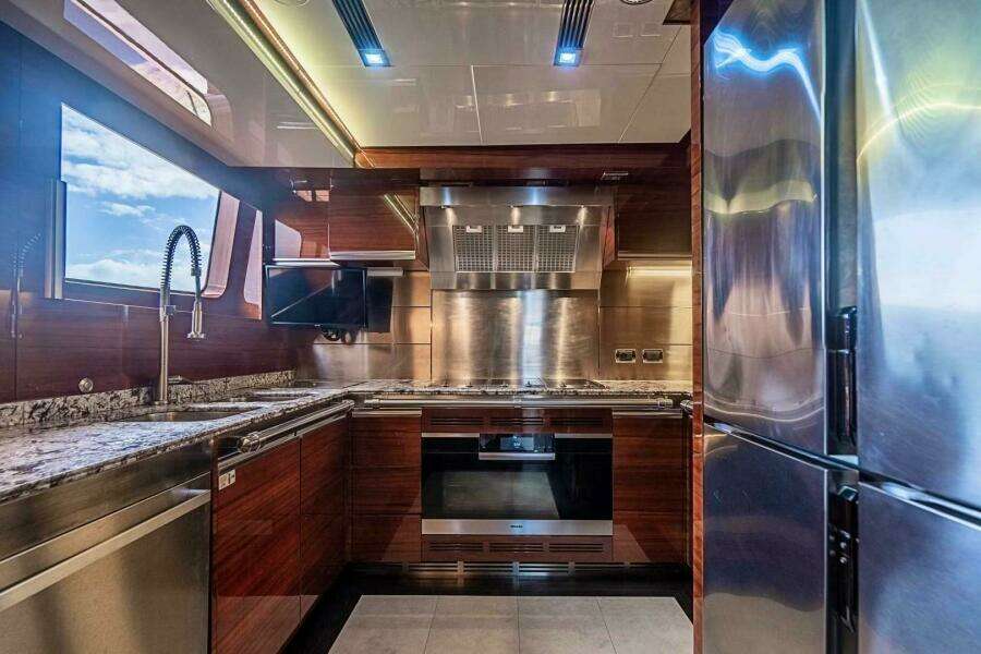 2011 Benetti 
