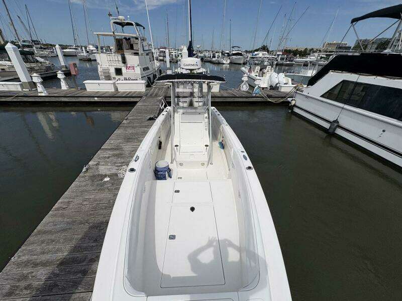 1998 Dakota 320 Open Fisherman