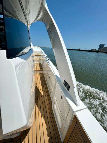 2027 Valhalla Boatworks V55 Sport Yacht