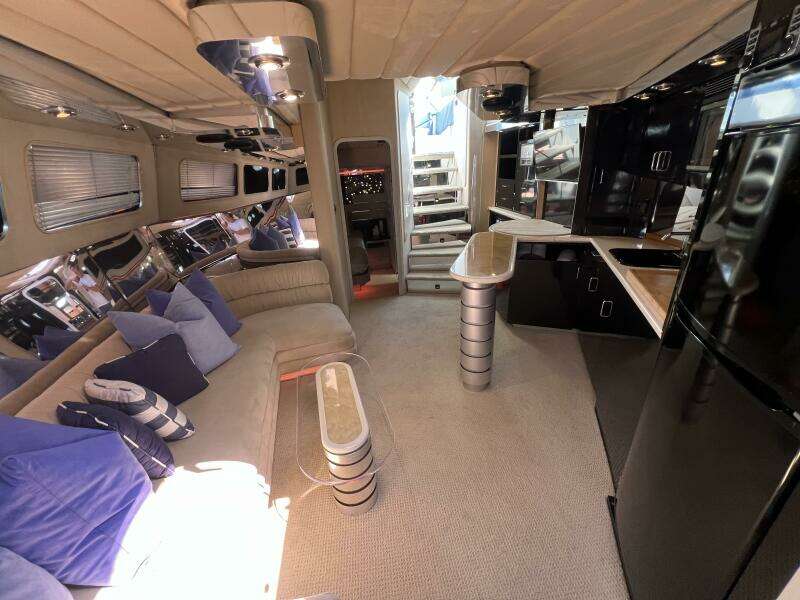 1990 Tempest 60 Express - FANTOM