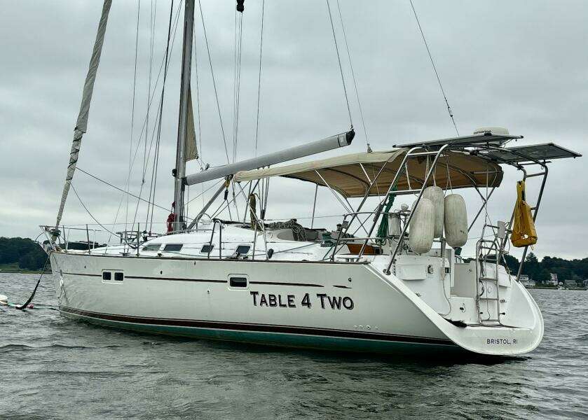 2004 Beneteau 423