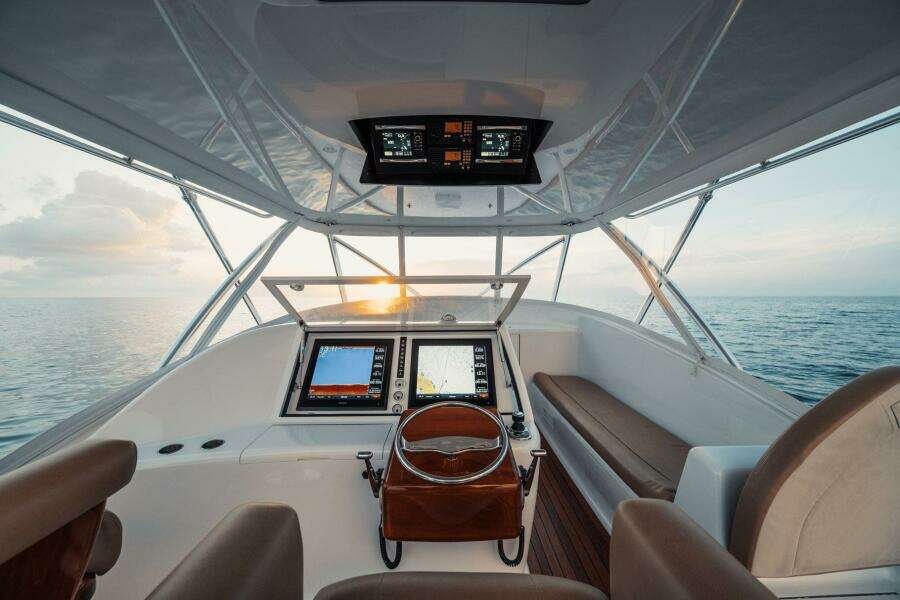 2016 F&S 40 Open Express