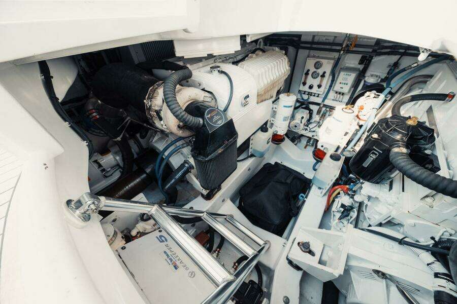 2016 F&S 40 Open Express