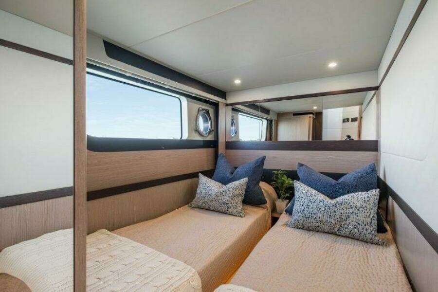 2026 Absolute 48 Coupe