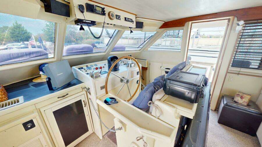1974 Hatteras Motor Yacht