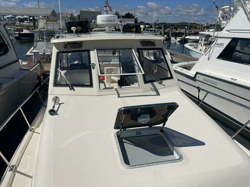 2005 Mainship 30 Pilot II