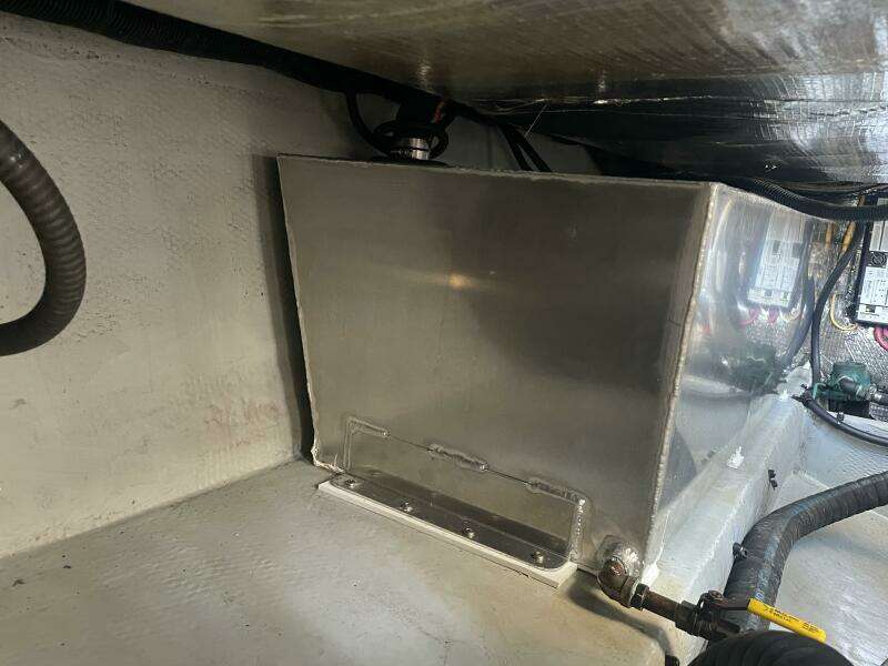 2005 Mainship 30 Pilot II