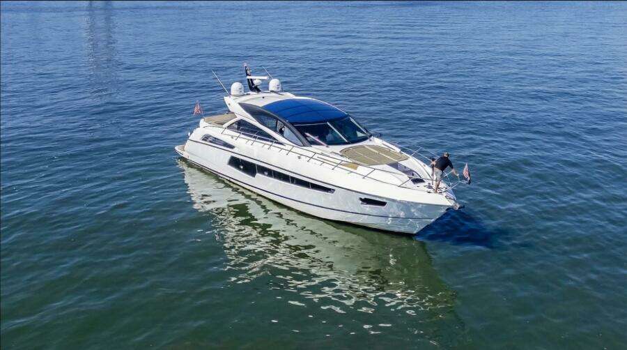 2014 Sunseeker Predator