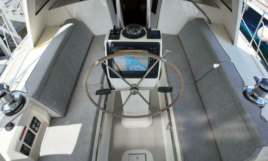 2023 Island Packet 439