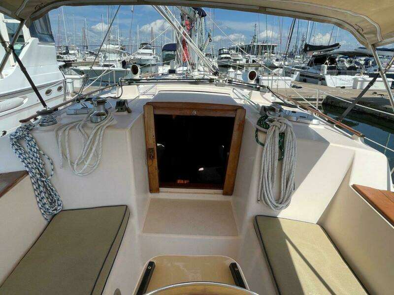 1995 Island Packet 40