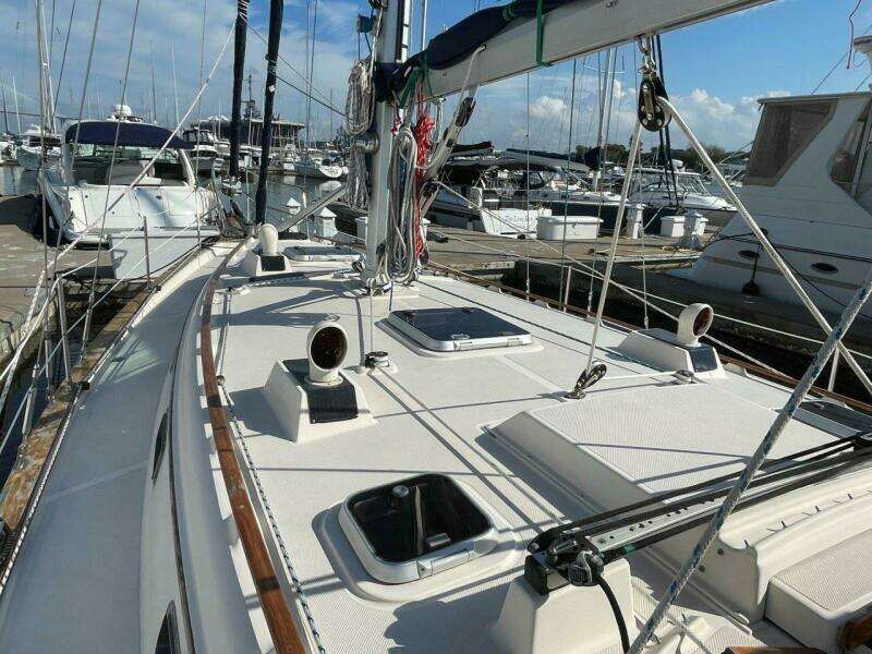 1995 Island Packet 40