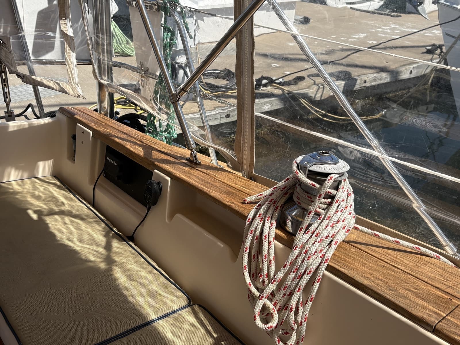 1995 Island Packet 40