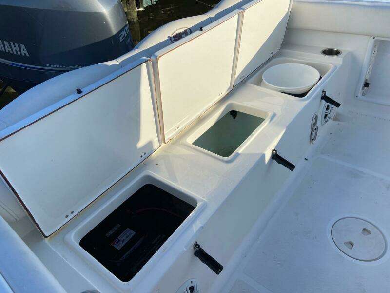 2015 Sea Hunt Ultra 234