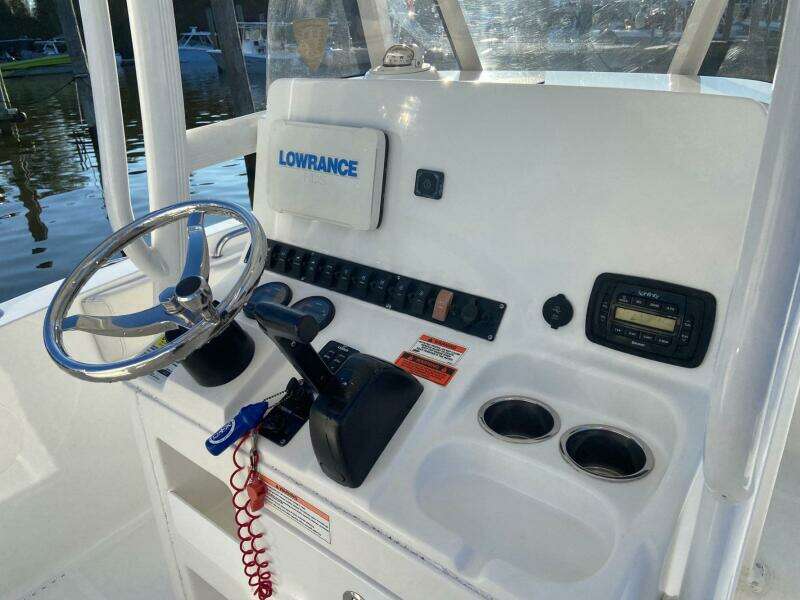 2015 Sea Hunt Ultra 234