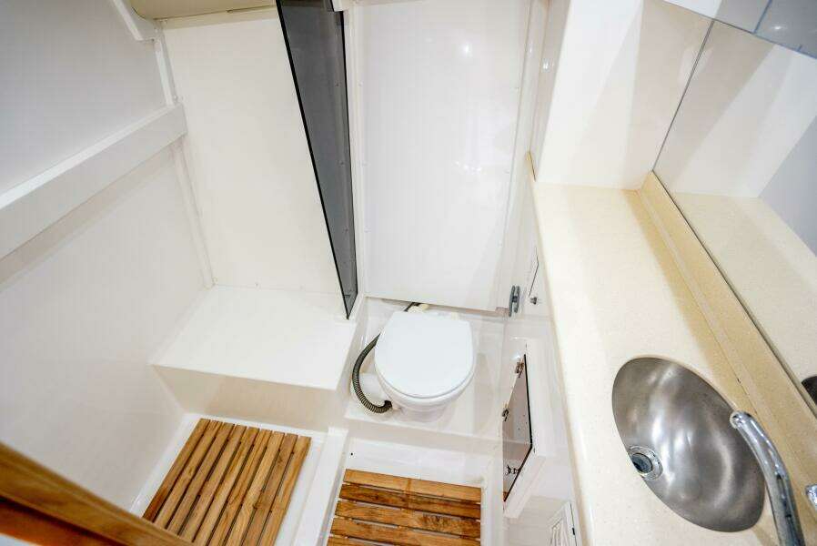 2004 Stolper 38 Express