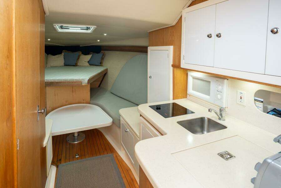 2004 Stolper 38 Express