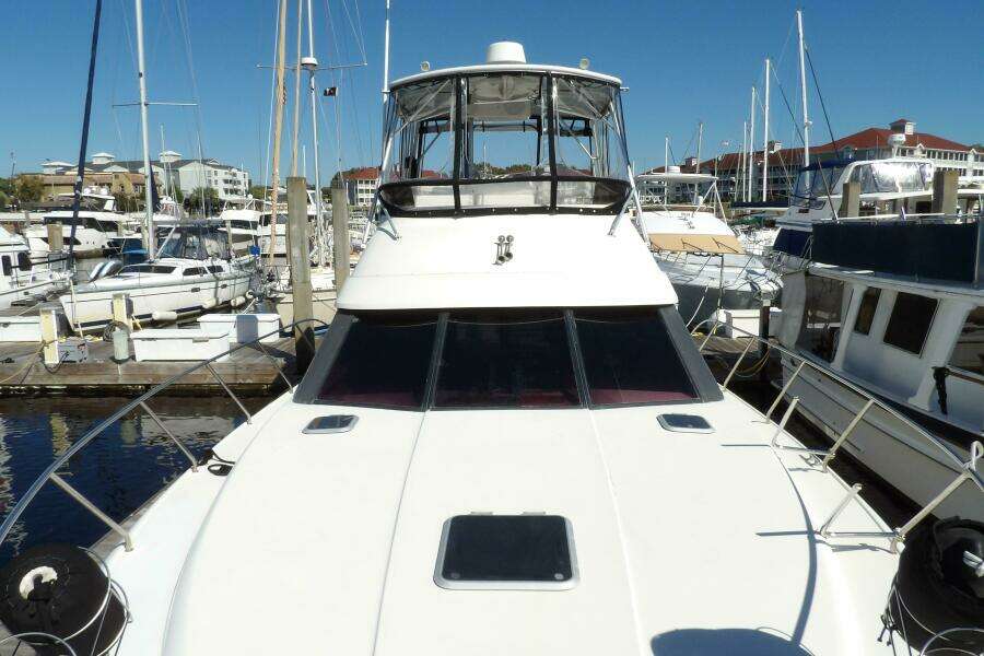 1991 Silverton 41 Convertible