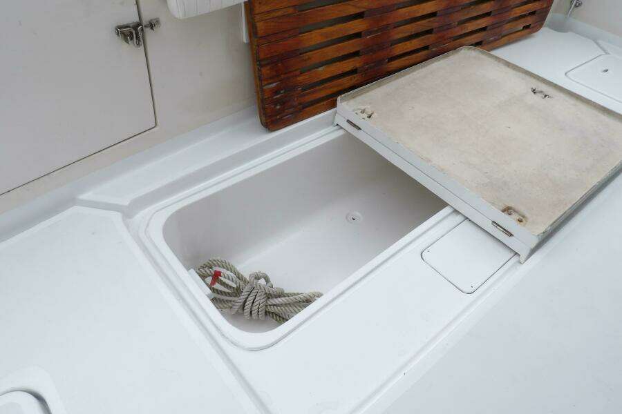 1991 Silverton 41 Convertible