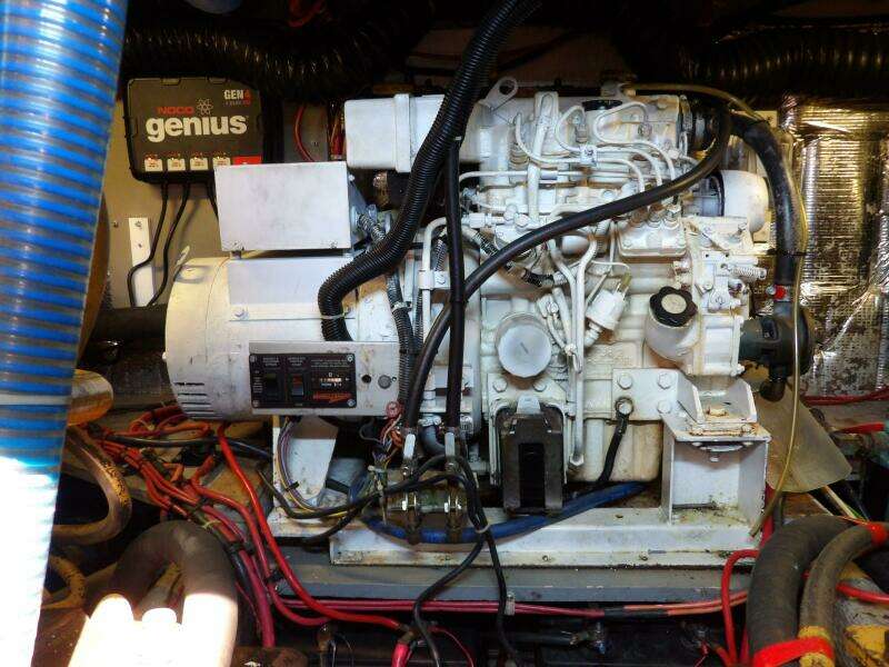 1991 Silverton 41 Convertible