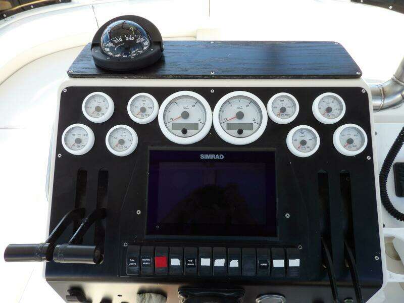 1991 Silverton 41 Convertible