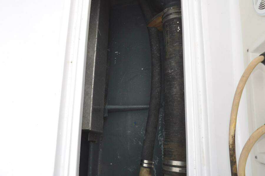 1991 Silverton 41 Convertible