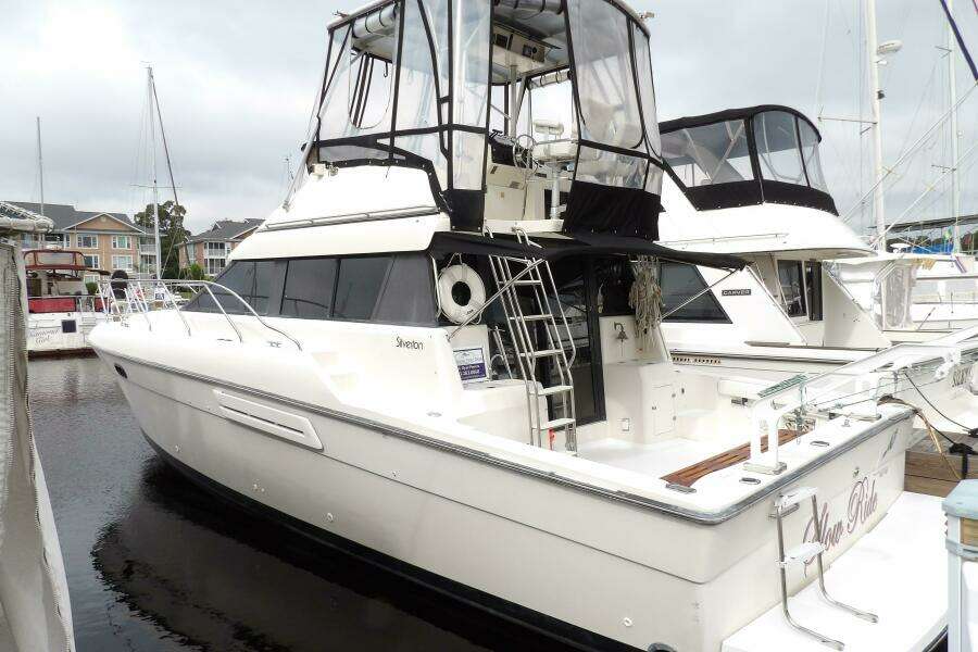 1991 Silverton 41 Convertible