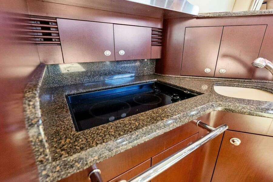 2007 Sea Ray 44 Sedan Bridge