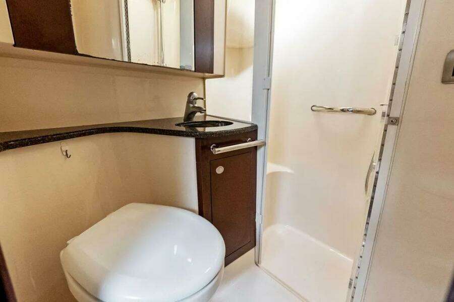 2007 Sea Ray 44 Sedan Bridge