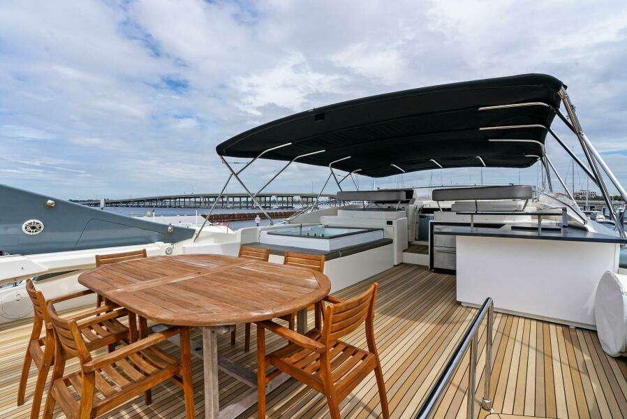 2004 Ferretti Yachts 94 Motor Yacht