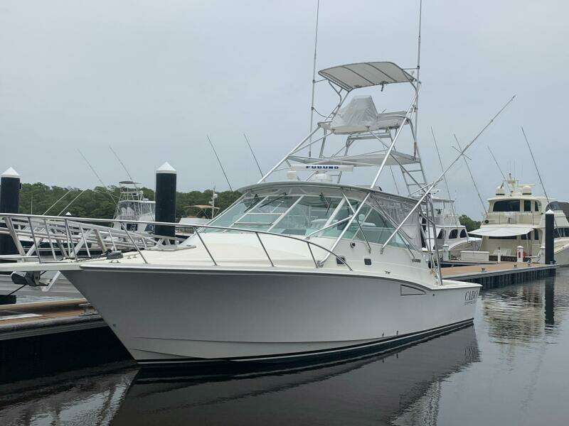2002 Cabo 35 Express