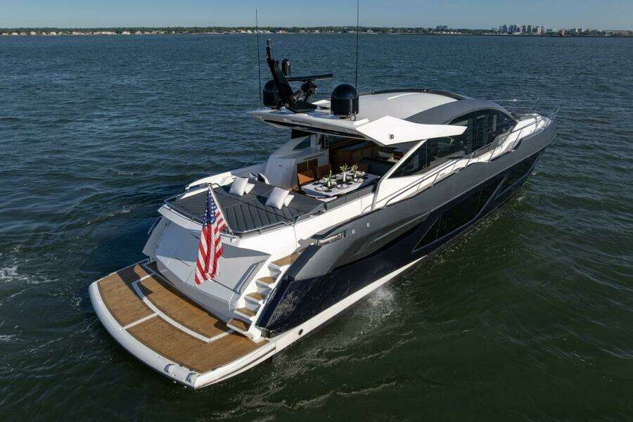 2020 Sunseeker Predator