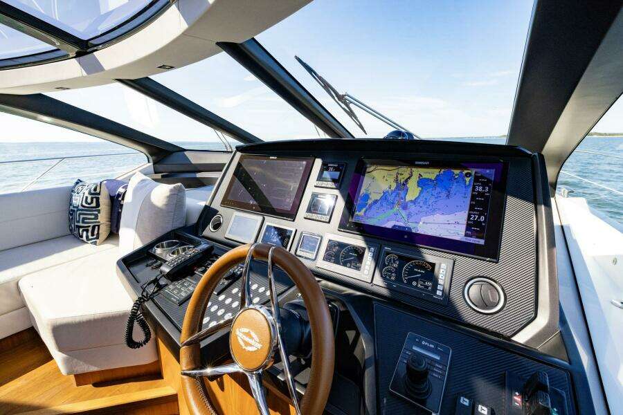 2020 Sunseeker Predator