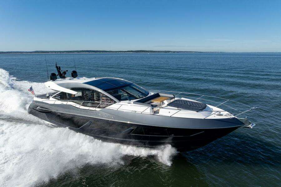 2020 Sunseeker Predator