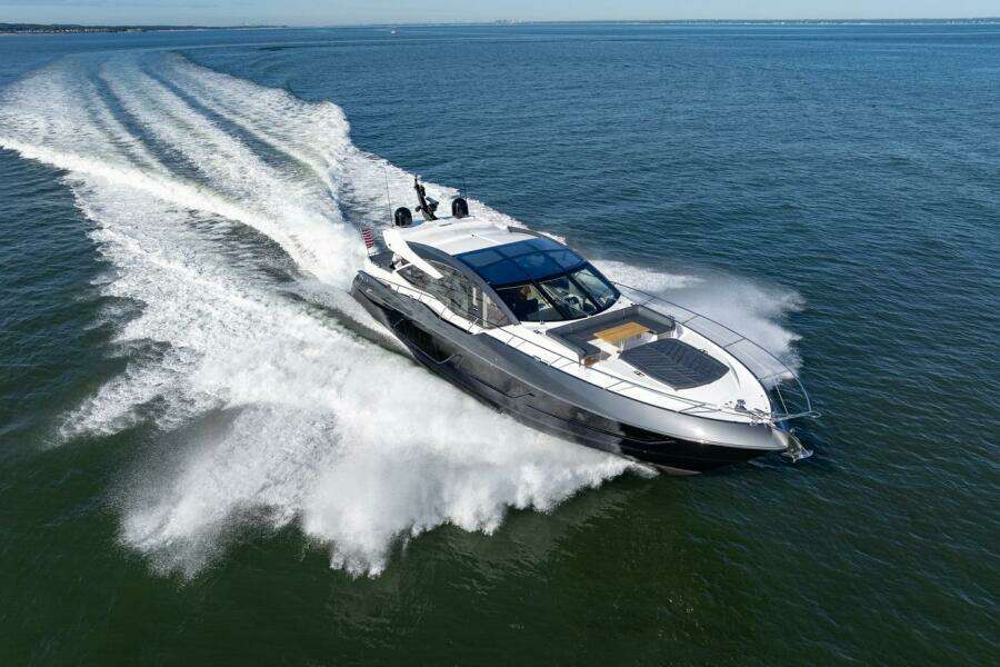 2020 Sunseeker Predator