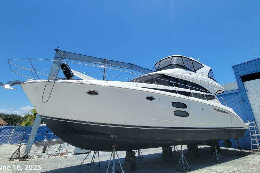 2011 Meridian 441 Sedan