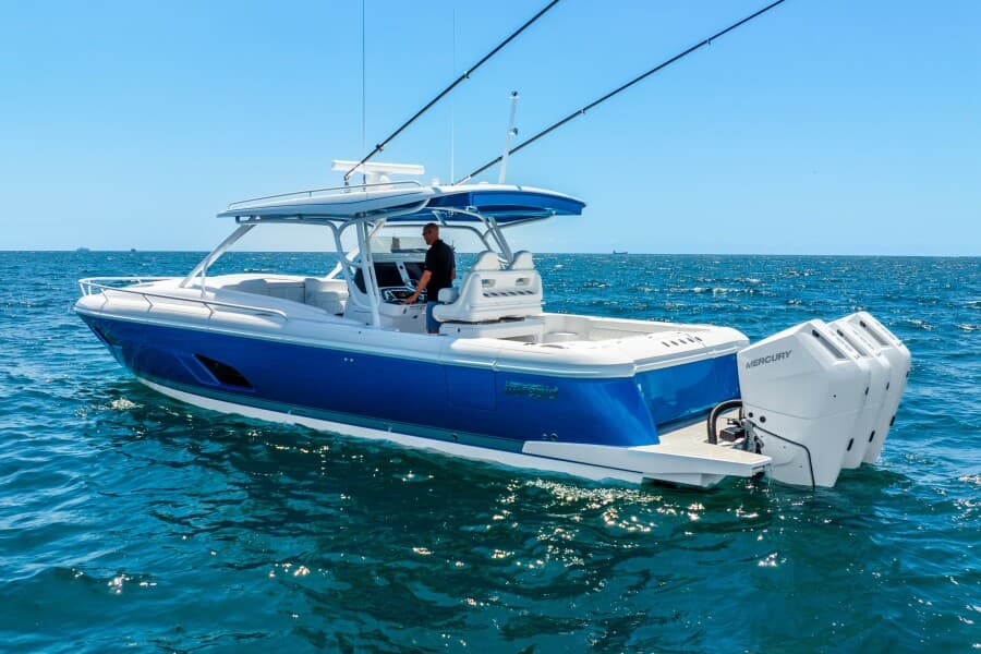 2025 Intrepid 41 Valor