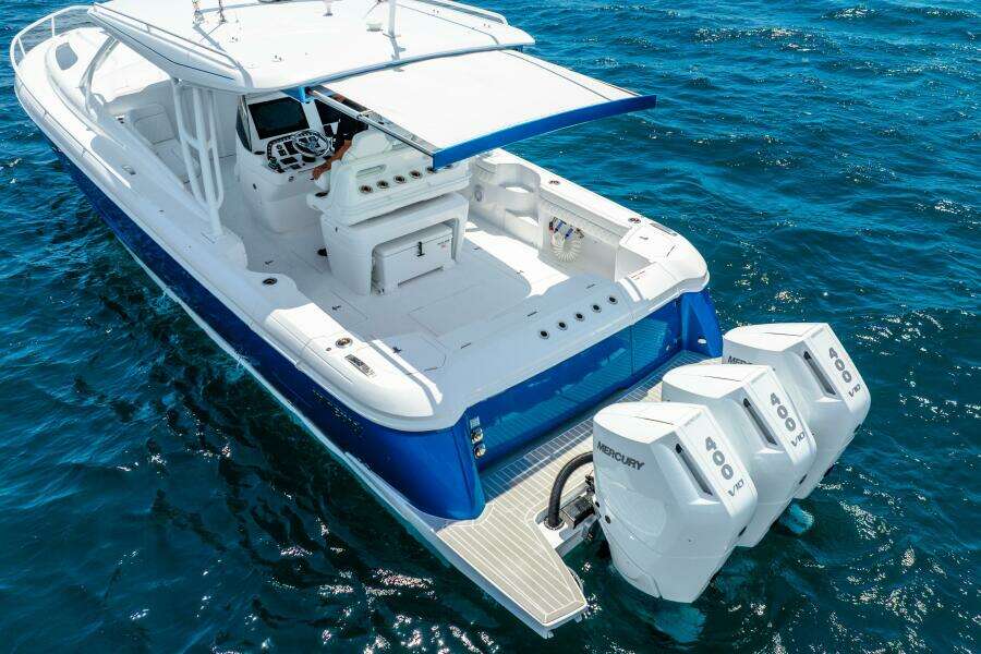 2025 Intrepid 41 Valor