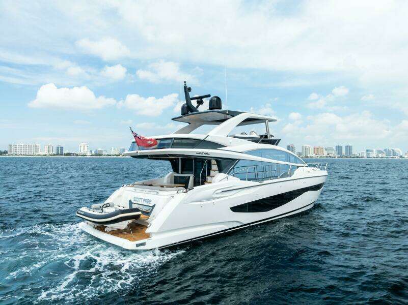 AFT STARBOARD AERIAL 