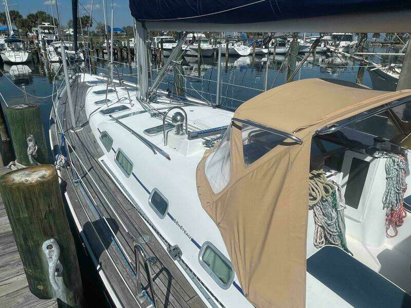 2004 Beneteau Oceanis 473