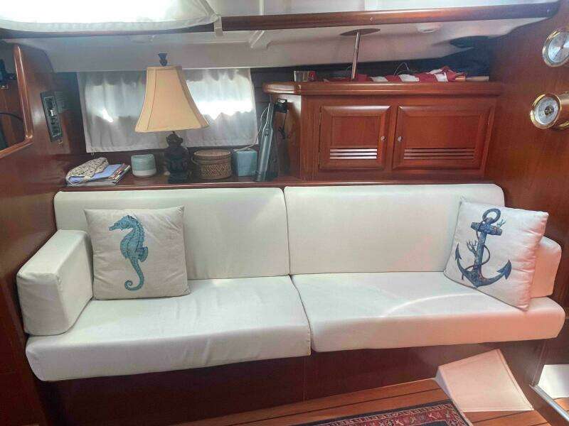 2004 Beneteau Oceanis 473