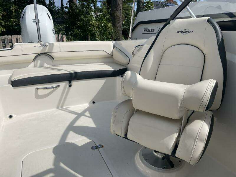 2023 Stingray 191 DC