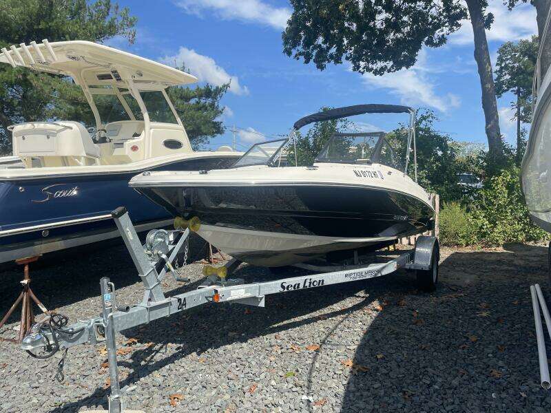 2023 Stingray 191 DC