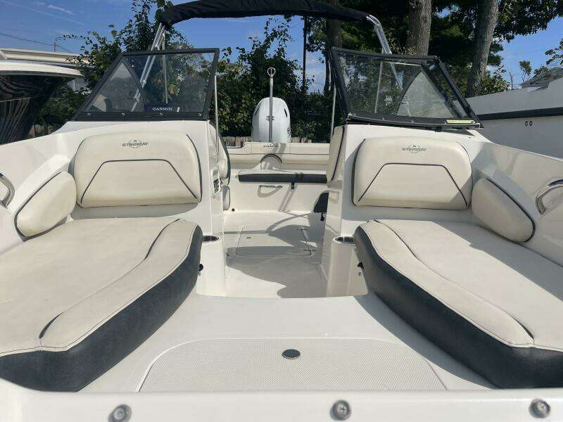 2023 Stingray 191 DC