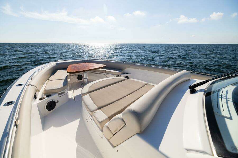 2021 Boston Whaler 420 Outrage