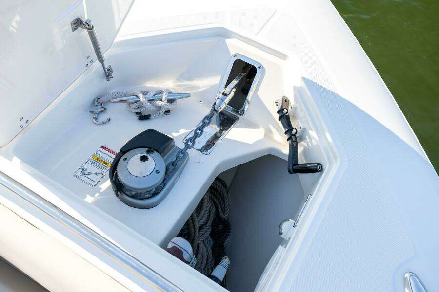 2021 Boston Whaler 420 Outrage