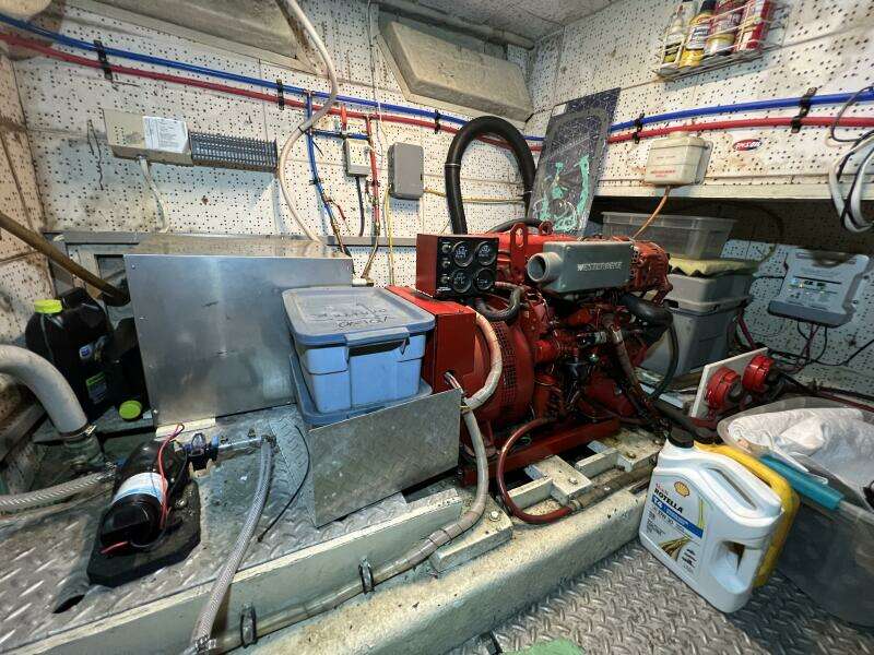 1981 Sea Ranger 45 Raised Pilot House